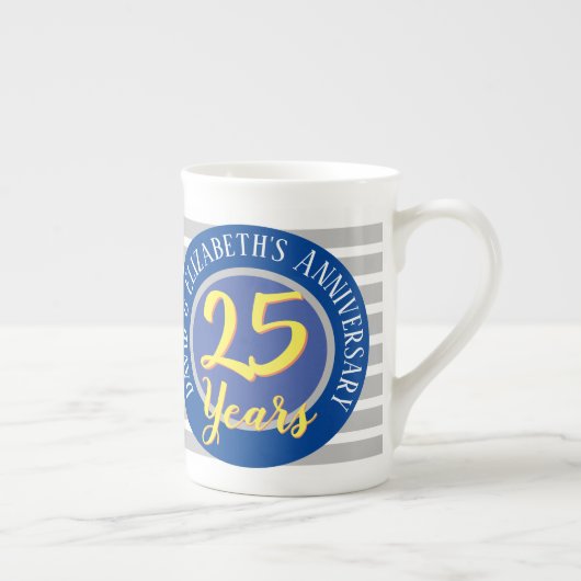 25周年記念 ボーンチャイナマグカップ (右)