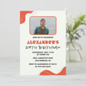 25歳の誕生日招待状メンズレッドシンプル写真 招待状 (スタンド正面)