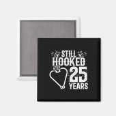 25結婚した年 – 魚釣りカップル – 25結婚th A マグネット (正面/裏面)