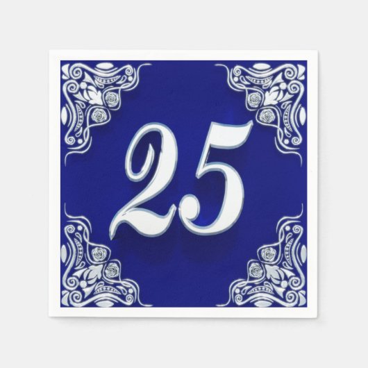 25誕生日またはアニバーサリーガルシルバーブルー スタンダードカクテルナプキン (正面)