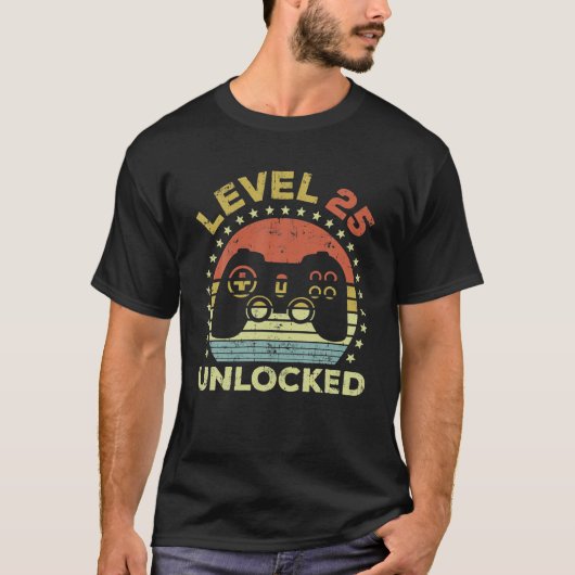25誕生日ゲームレベル25ロック解除 Tシャツ (正面)