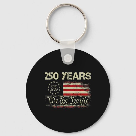 250年 1776-2026 We The People 250周年 アメリカ国旗 4 キーホルダー (正面)