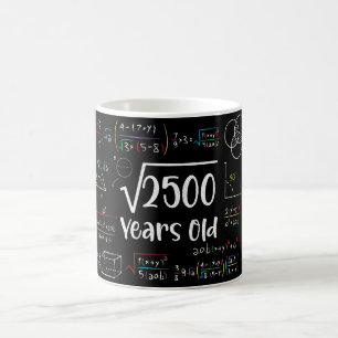 2500 50th誕生日50年古いギフトの平方根 コーヒーマグカップ
