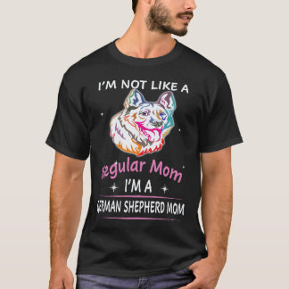 25 私は普通のお母さんじゃない ドイツ牧羊犬ママ Tシャツ