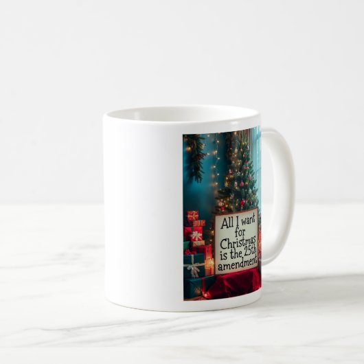 25th Amendment Christmas Mug with Festive Tree コーヒーマグカップ (正面右)