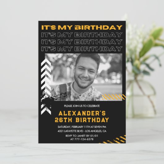 26歳の誕生日招待状メンズフォトスプレー絵を描 招待状 (スタンド正面)