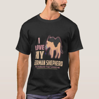 26 愛してる ドイツ牧羊犬 イラつくのは人間達 Tシャツ