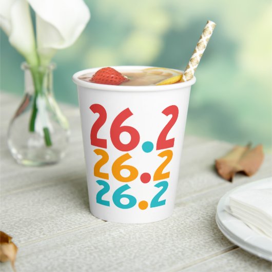 26.2マラソンランナーをテーマにしたカラフル 紙コップ (インサイチュ)