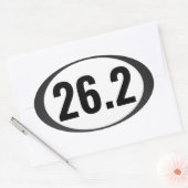 26.2マラソンランニングのオーバルステッカー 楕円形シール (封筒)