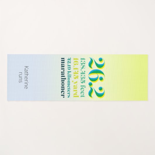 26.2マラソン走文字距離緑はっきりした ヨガマット (正面(横))