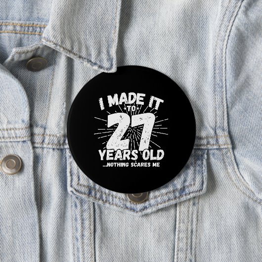 27おもしろい誕生日引用文皮肉27歳 缶バッジ (インサイチュ)