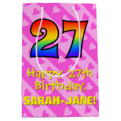27誕生日:おもしろいピンクハートストライプ、レインボー27 ミディアムペーパーバッグ (正面)