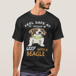 27 夜は安心して眠れる ビーグルと一緒 Tシャツ
