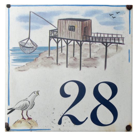 28番。 タイル (正面)