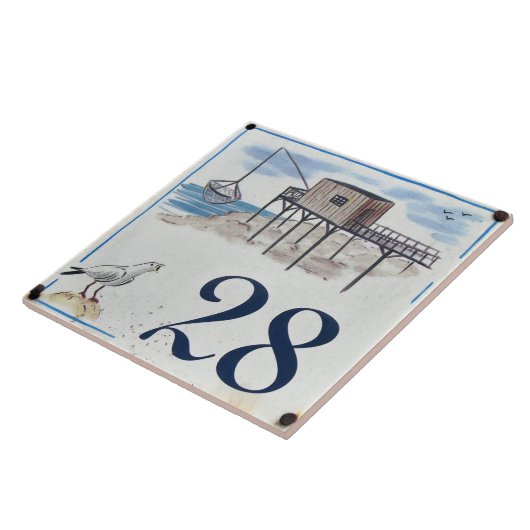 28番。 タイル (側面)