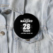 28結婚した年28おもしろい周年 缶バッジ (インサイチュ)