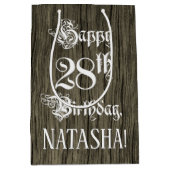 28誕生日: ファンシー, フェイク Wood Look +名前をカスタムする ミディアムペーパーバッグ (正面)