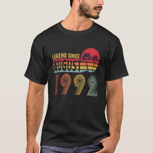 29歳のレトロ誕生日ギフト伝説8月から Tシャツ (正面)