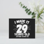 29歳の皮肉なミーム 面白い29歳の誕生日 ポストカード (スタンド正面)