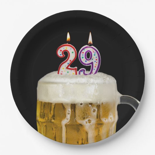 29歳の誕生日 黒い紙皿でのビール ペーパープレート (正面)