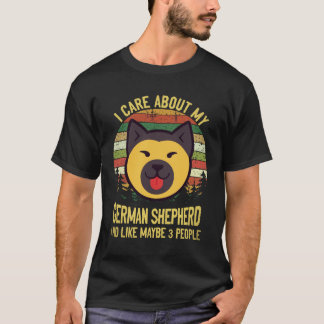 29 私は私のジャーマンシェパードを大切に思っていて多分気に入ってる Tシャツ