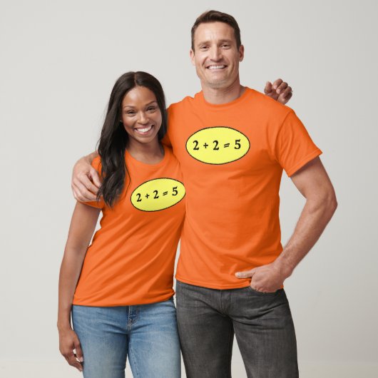 2 + 2 = 5 Tシャツ (ユニセックス)