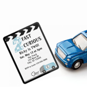 2 Fast 2 Curious、レースカー2歳の誕生日 招待状