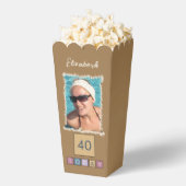 2 photo add name 40th *任意の年齢の茶色のポップコーン フェイバーボックス (はじけた状態)