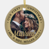 2 Photo Newlyweds 1stクリスマスブラック結婚したと金ゴールド セラミックオーナメント (正面)