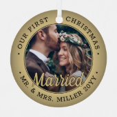 2 Photo Newlyweds 1stクリスマスブラック結婚したと金ゴールド メタルオーナメント (正面)
