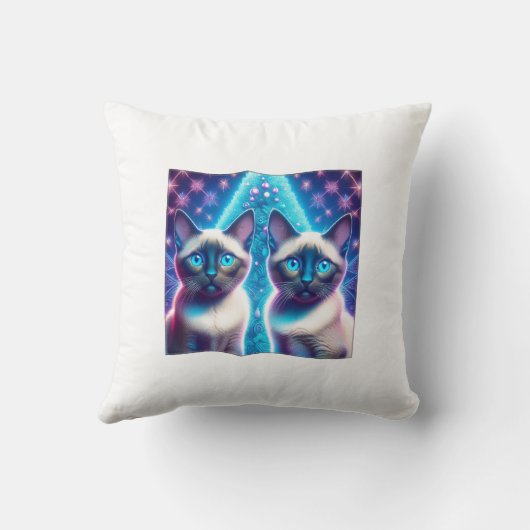 2 Siamese Kittens Posing In With Christmas Tree クッション (裏面)