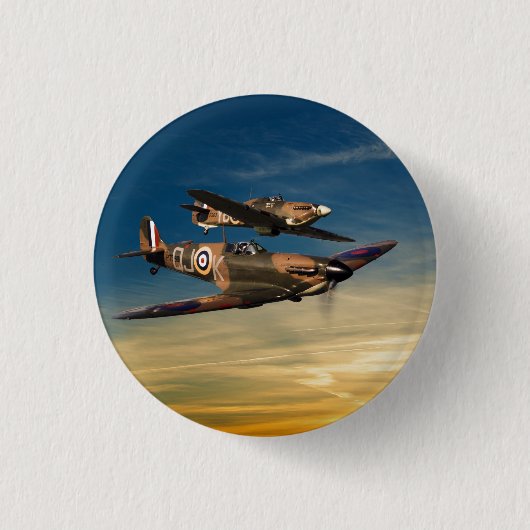 2 Supermarines 缶バッジ (正面)