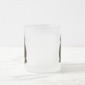 2 sweet Capuchin monkeys lovingly embrace each oth フロストグラスマグカップ (中央)