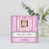 2ndバースデーガールピンクカップケーキ白いパール写真 招待状 (スタンド正面)