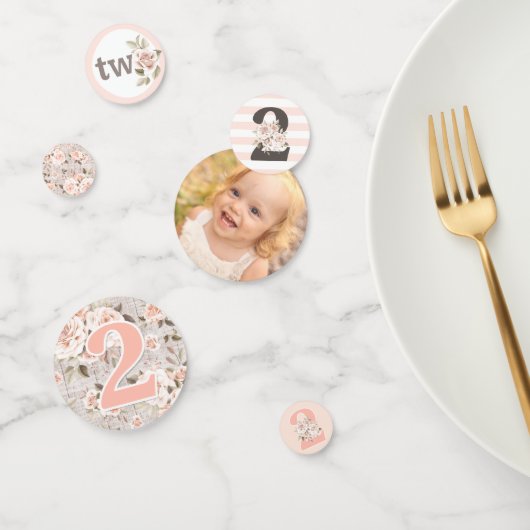 2ndバースデー素朴ウッドシャビーシックバラフローラ コンフェッティ (グループ)