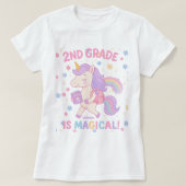 2nd Grade is Magical Unicorn Back School Teacher Tシャツ (デザイン正面)