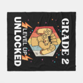 2nd Grade Unlocked Level Up Back To School First フリースブランケット (正面(横))