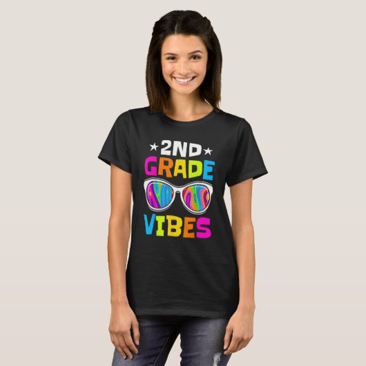 2nd Grade Vibes Sunglasses Back To School  Student Tシャツ (正面フル)