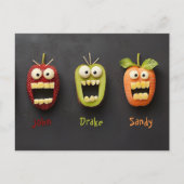 3つのおもしろい果実顔 ポストカード (正面)