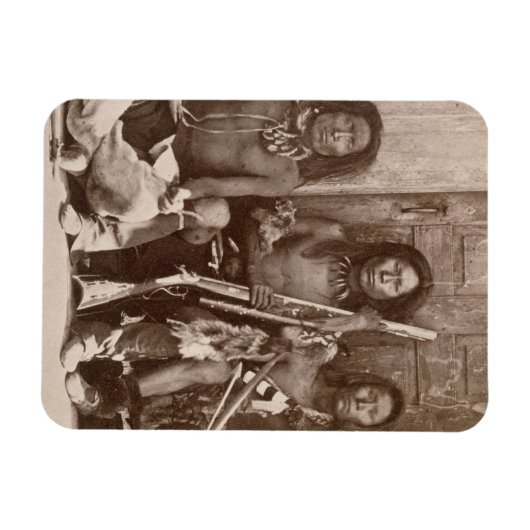 3つのインディアンブラブ、エン撮影王室の済み マグネット (横)