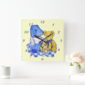 3つのテディベアを持つ青いチェックピクニッククロス スクエア壁時計 (ホーム)