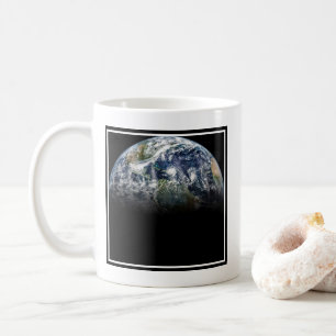 3つのハリケーンを持つ惑星の地球のモザイク画像 コーヒーマグカップ