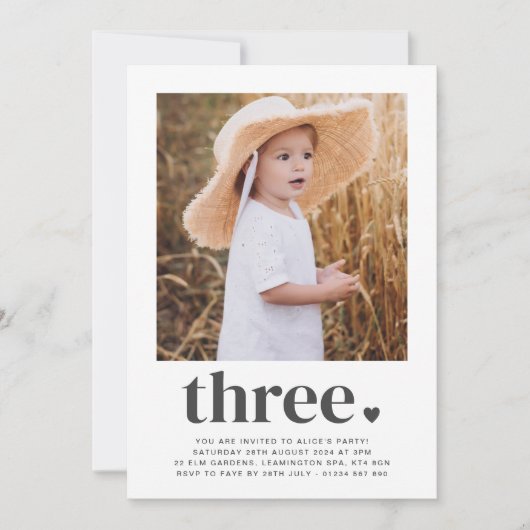 3つのハート – スクウェア写真1st誕生日招待状 招待状 (正面)