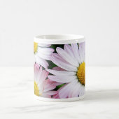 3つのピンクのデイジー コーヒーマグカップ (中央)