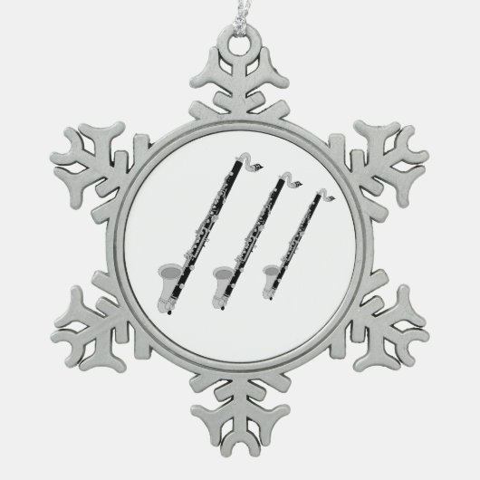 3つのベースクラリネット スノーフレークピューターオーナメント (正面)