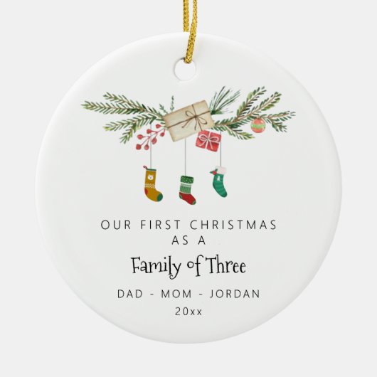 3つのホリカスタムーストッキングのクリスマスの家族 セラミックオーナメント (正面)