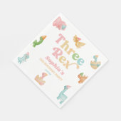 3つのレックス恐竜の第3の誕生日パーティー スタンダードランチョンナプキン (角)