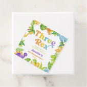 3つのレックス恐竜の第3の誕生日パーティー フェイバータグ (インサイチュ)