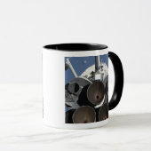 3つの主要なエンジンのビュー マグカップ (正面右)