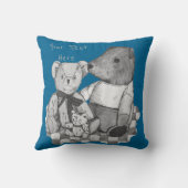 3つの古いテディ付きの青いチェックピクニッククロス クッション (裏面)